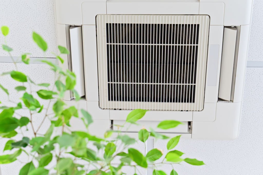 commercial cleaning services for dirty air vent